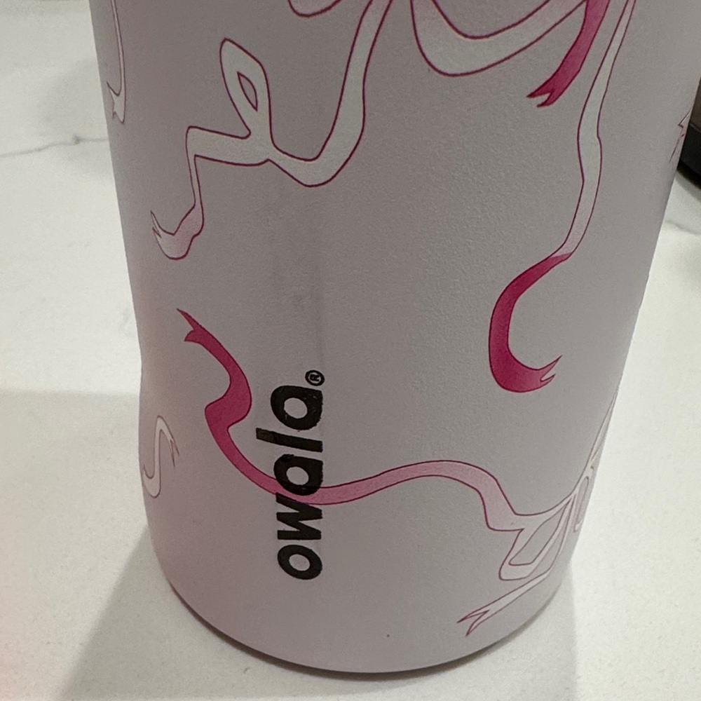 Owala Pink and White ‘tied and true’ bow Insulated Tumbler TUMBLER ONLY- NO LID - Picture 2 of 6